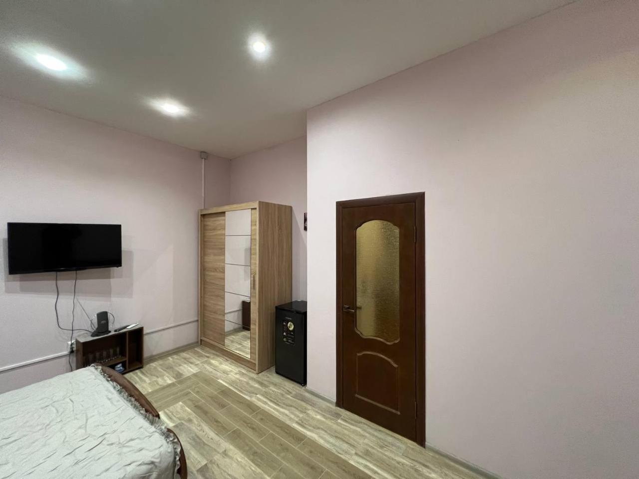 Motel Seven Stars Sumy Zewnętrze zdjęcie